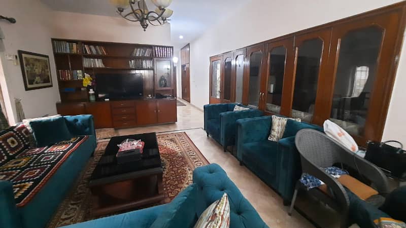 1 Kanal Modern Beautiful House Available For Sale in B Block DHA Phase 1 Lahore 15