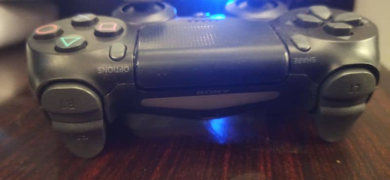 PS4 CONTROLLER 0