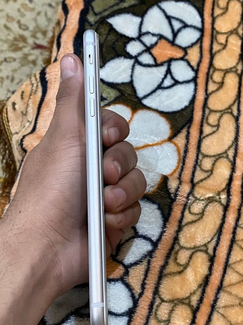 Iphone 8 plus 256 GB PTA Approve 5