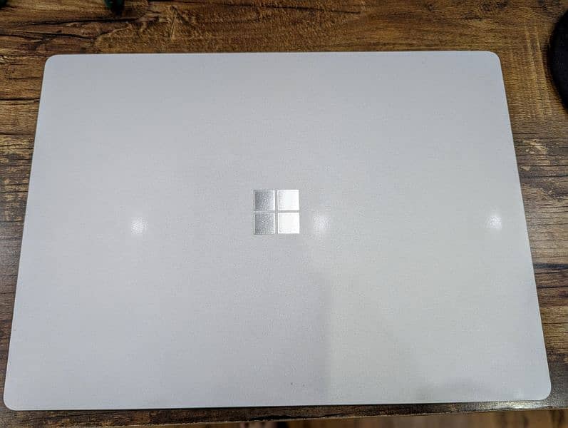 Microsoft surface laptop 4 /13.5 inch / i5 - 1145G7 / 8GB / 512GB 0