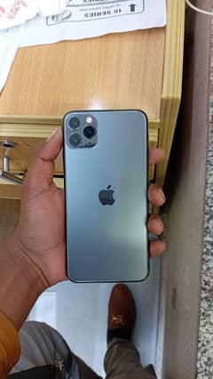 iPhone 11 Pro Max 03369081354 WhatsApp number