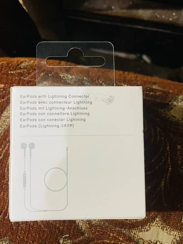 handfree lightning connector 3