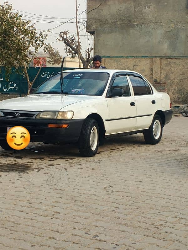 Toyota Corolla XE 1999 0