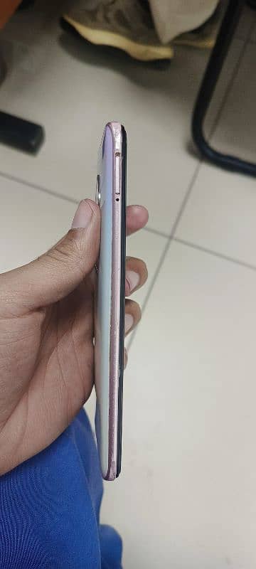 Vivo s1 pro 8 128 4