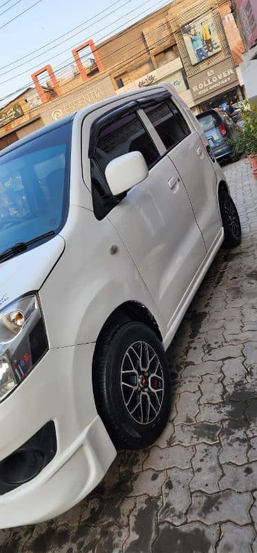 Suzuki Wagon R 2017 VXL 11