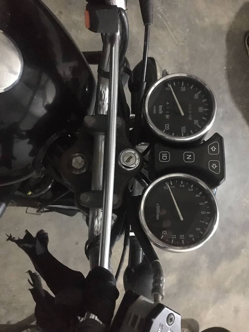 Suzuki GS 150 SE 2018 3