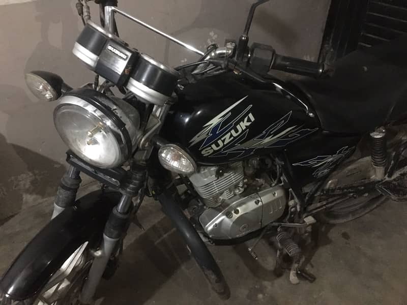 Suzuki GS 150 SE 2018 13