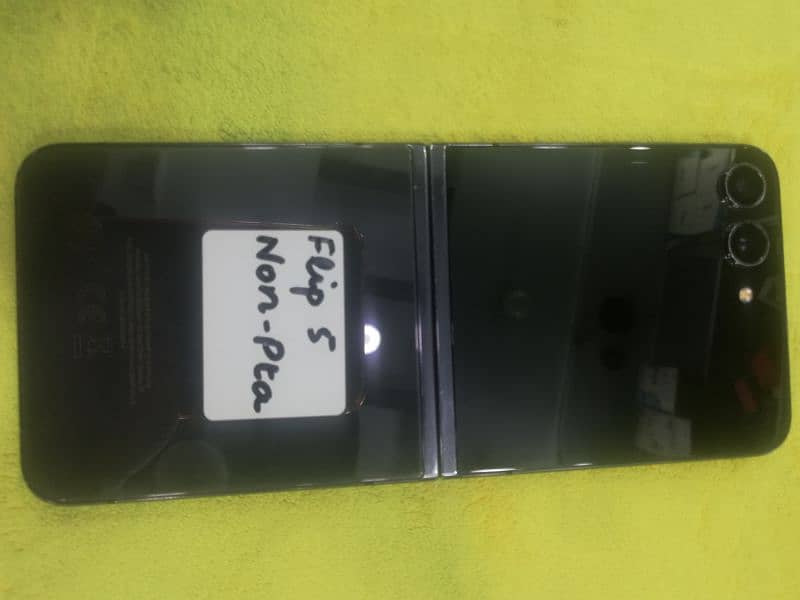 Samsung galaxy Z FLIP 5  256 gb Nonpta black 0