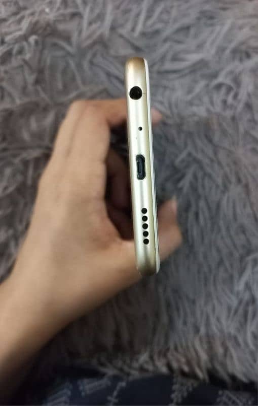 Huawei P Smart ( Urgent Sale) 2