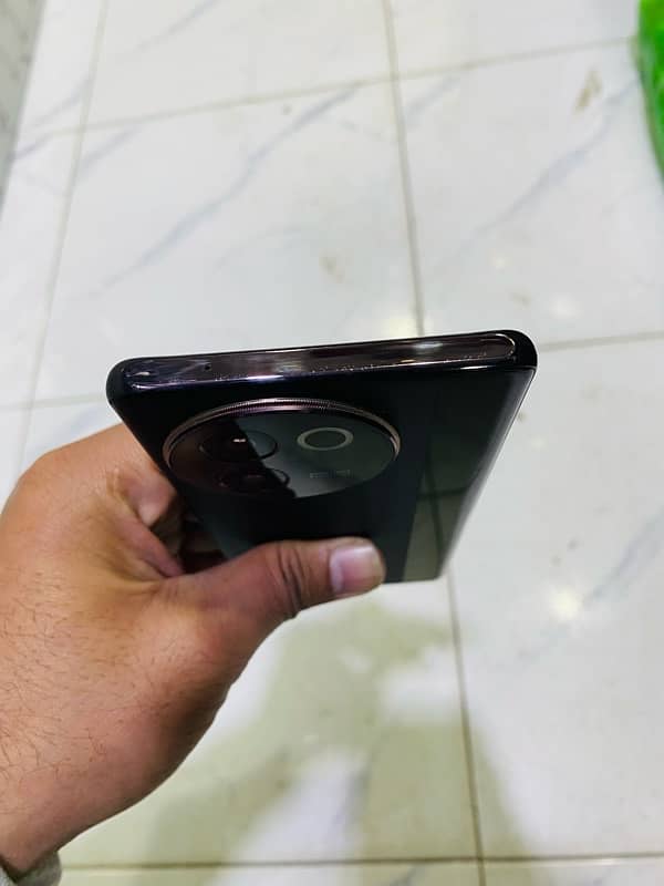 vivo  v30e 6