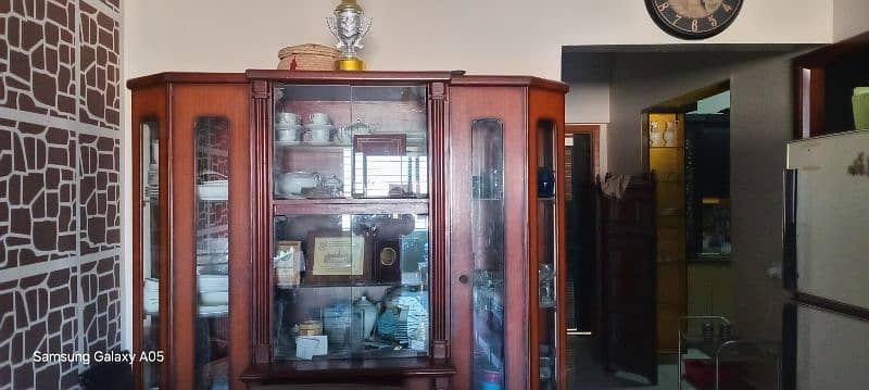 crockery divider very spacious good condition for sale 1