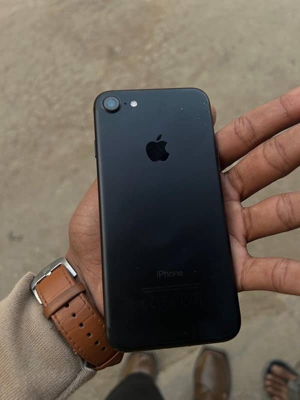 iPhone 7 pta approved  128Gb with box 0