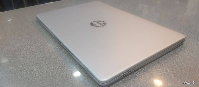 hp pavilion 15 DY i5 11th gen touch screen 7