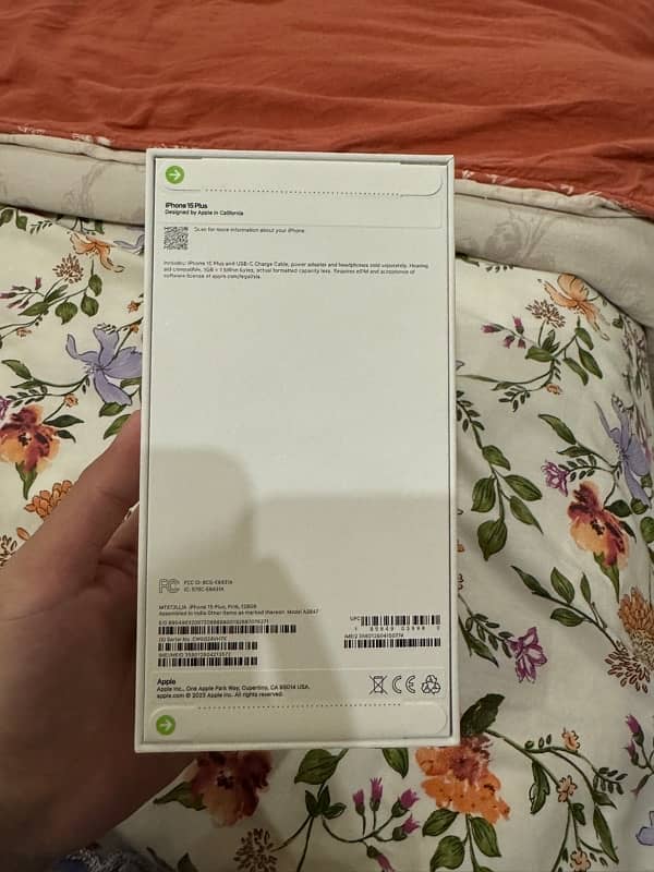 urgent sell sealed pack iphone 15plus pink 3