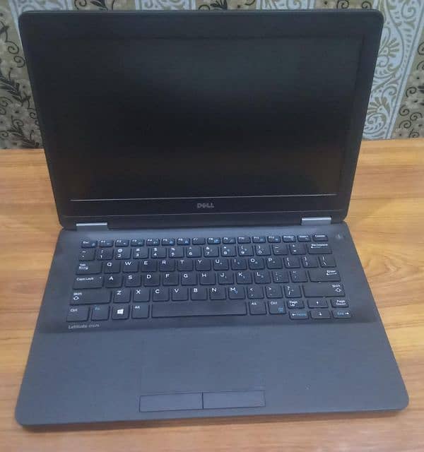 Dell laptop for sell  Contact number(03181761369) 0