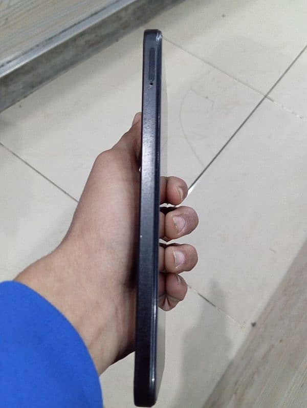 Redmi 12 Black Colour 3