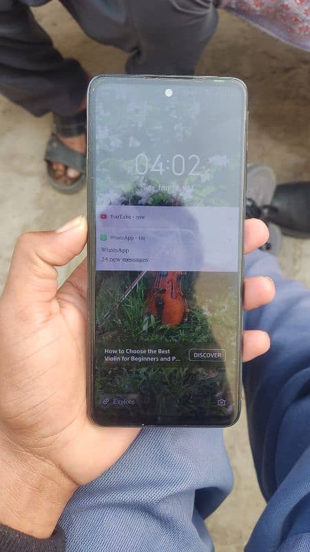 Infinix note 10 pro 8/128 with box charger 7