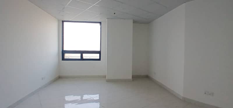 379 Square Feet Office Prime Space Available For Rent In Main Boulevard Gulberg 3 Lahore 0