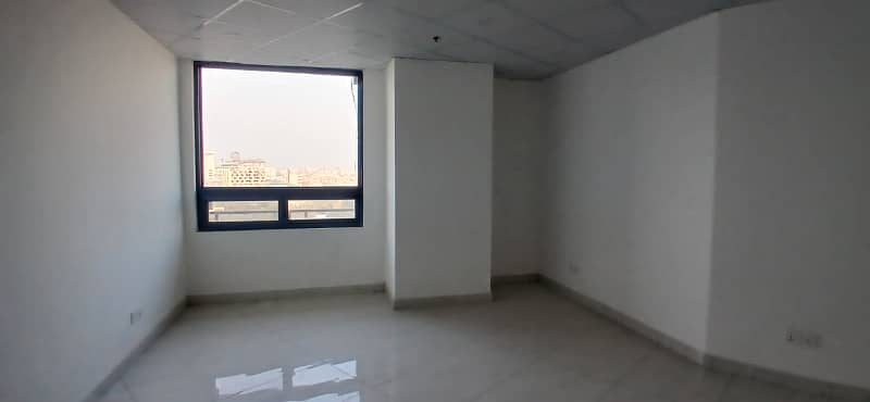 379 Square Feet Office Prime Space Available For Rent In Main Boulevard Gulberg 3 Lahore 6