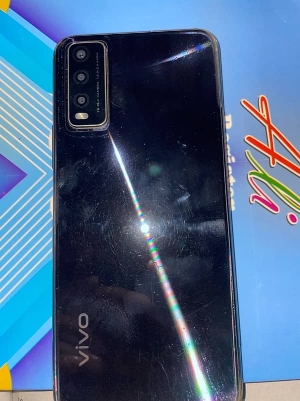 Vivo Y 20 4/64 For sale 3