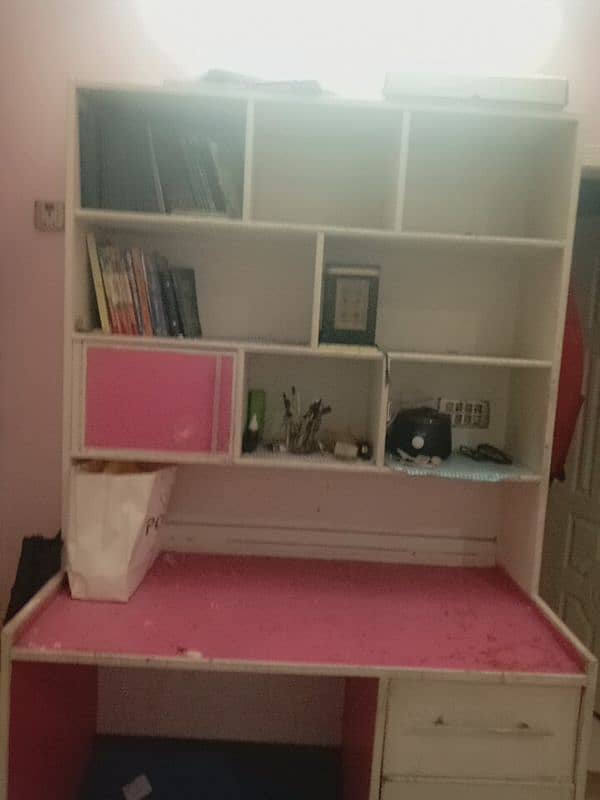 study table urgent sale 0