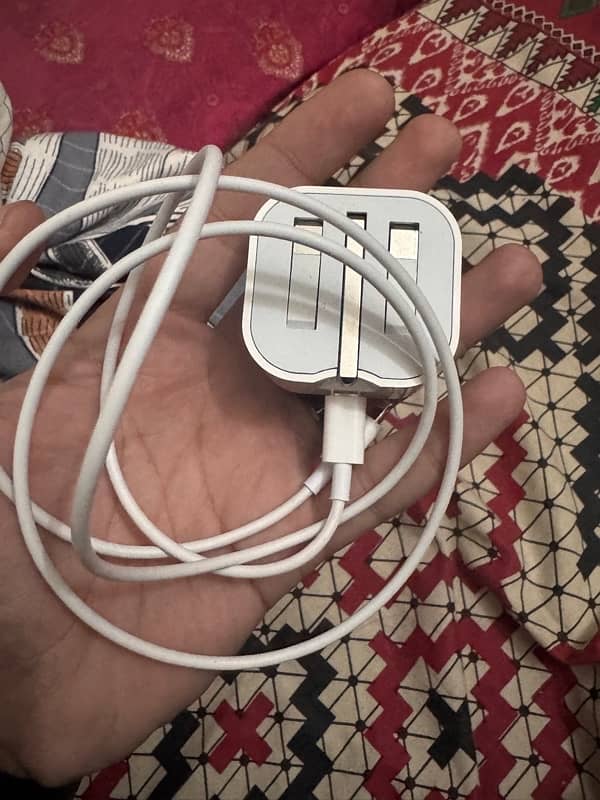 iphone charger 20 watt origional 0