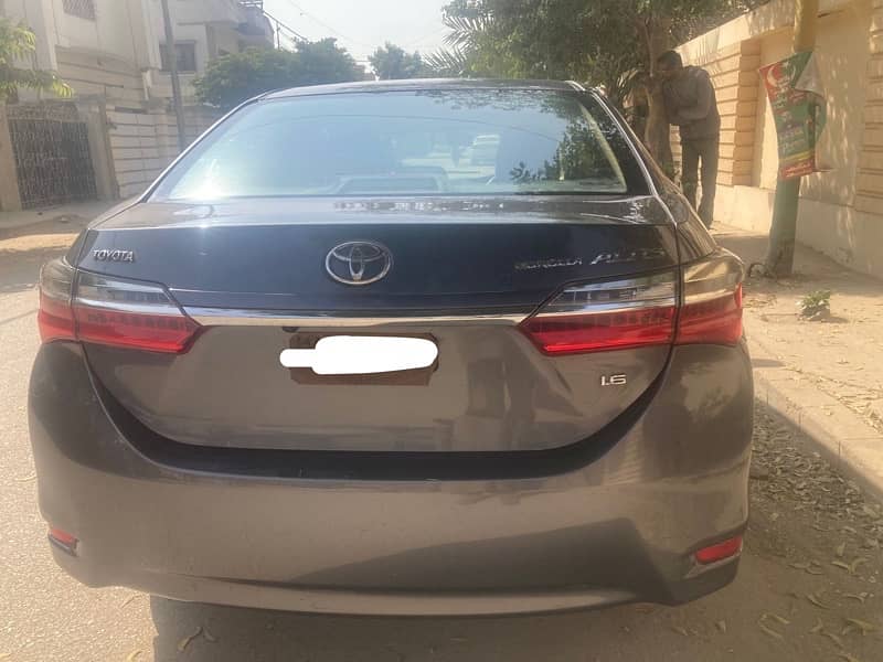 Toyota Corolla Altis 2017 8