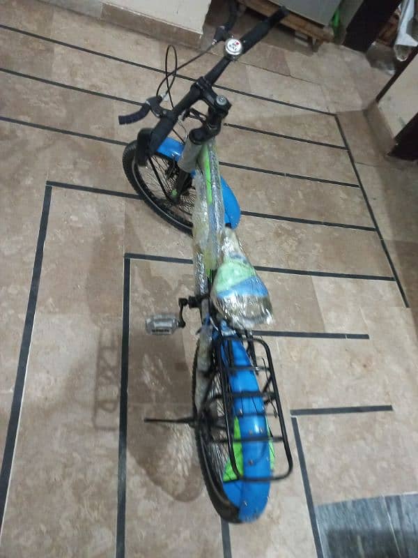 bicycle 100 % new condition 1