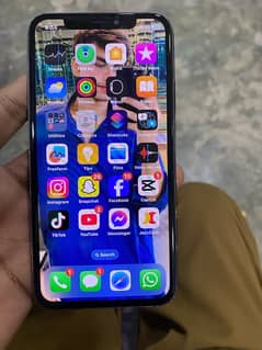 iPhone X black colour