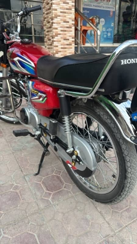 Honda 125 22 model 4