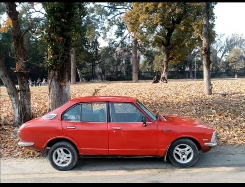 Toyota Corolla 1972 5