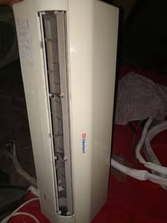 dawlance Ac 1.5 ton gass lock pr hai