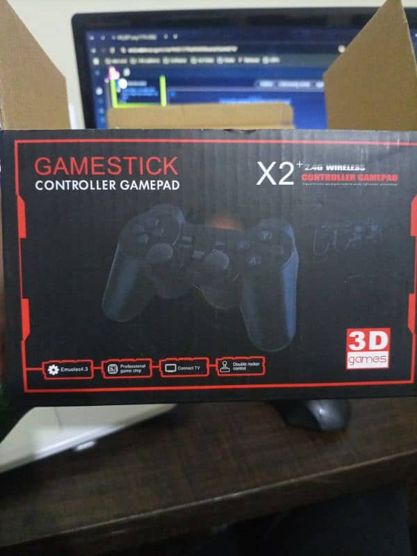 Hy 300 4k smart projector + gaming stick 30000+ games 0