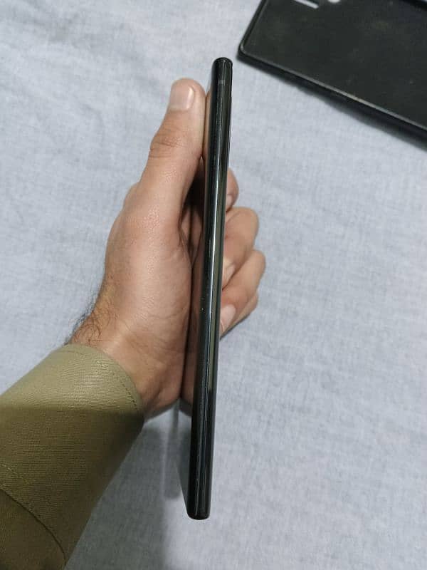 Samsung Note 10 Plus 12/256 non pta 6