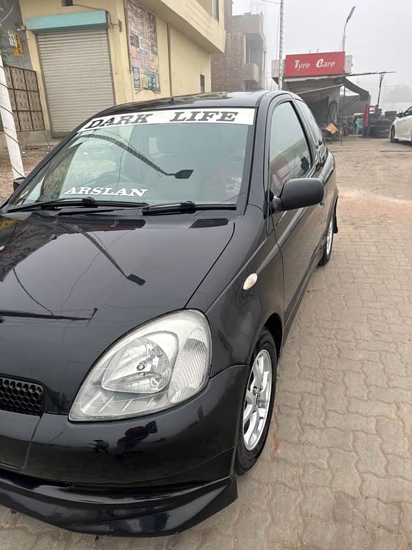 Toyota Vitz 2000 2 Door Sunroof 3