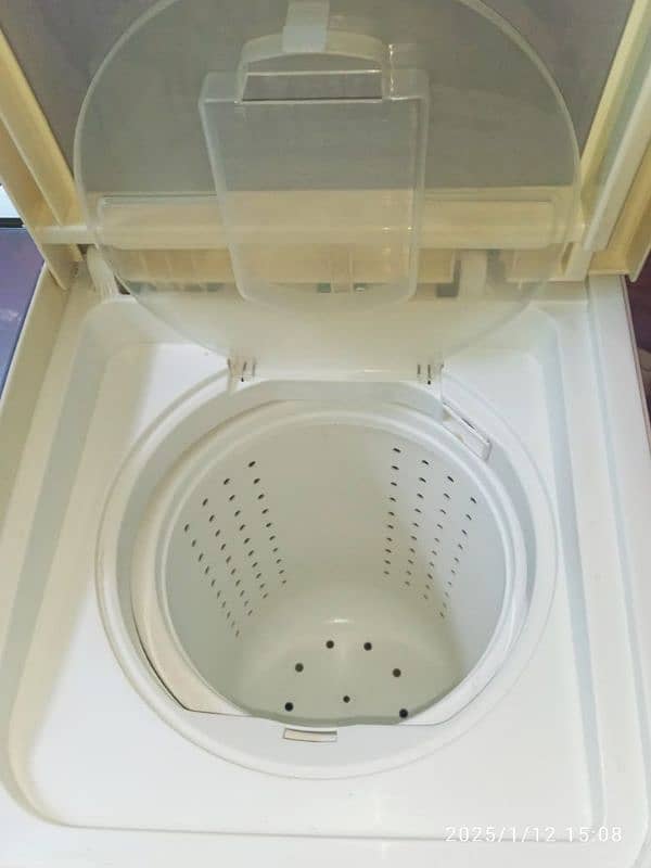 kenwood washing machine twin tub model no: KWM 1012 SA 15