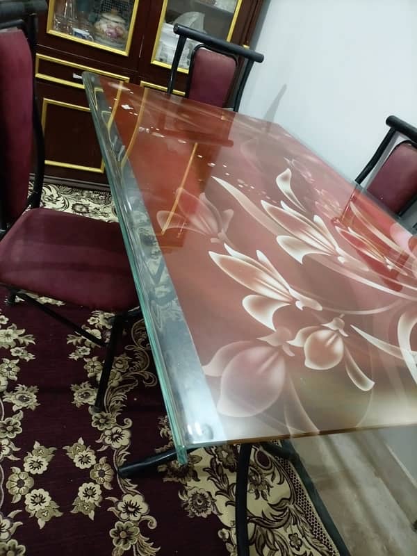 Round Glass Iron Dining table with chairs 0