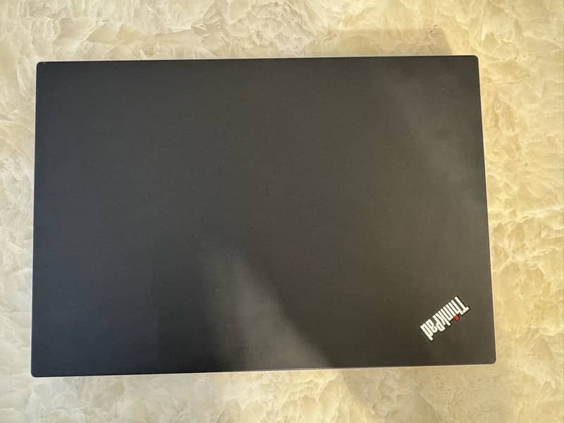 lenovo thinkpad T490 16/256 brand new 4