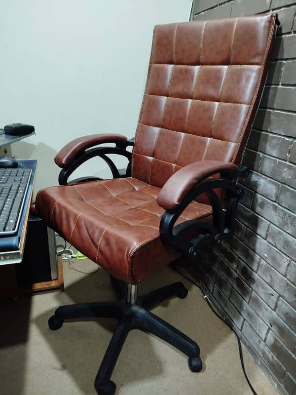 Revolving Chair for Sale 1