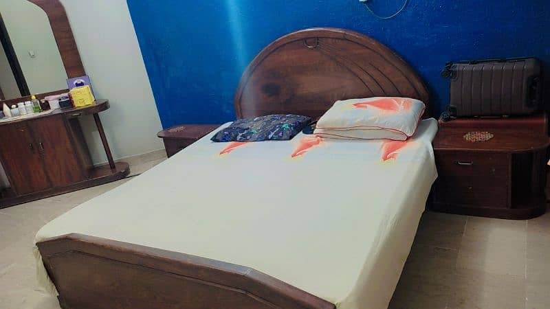 bedroom set for sale 0