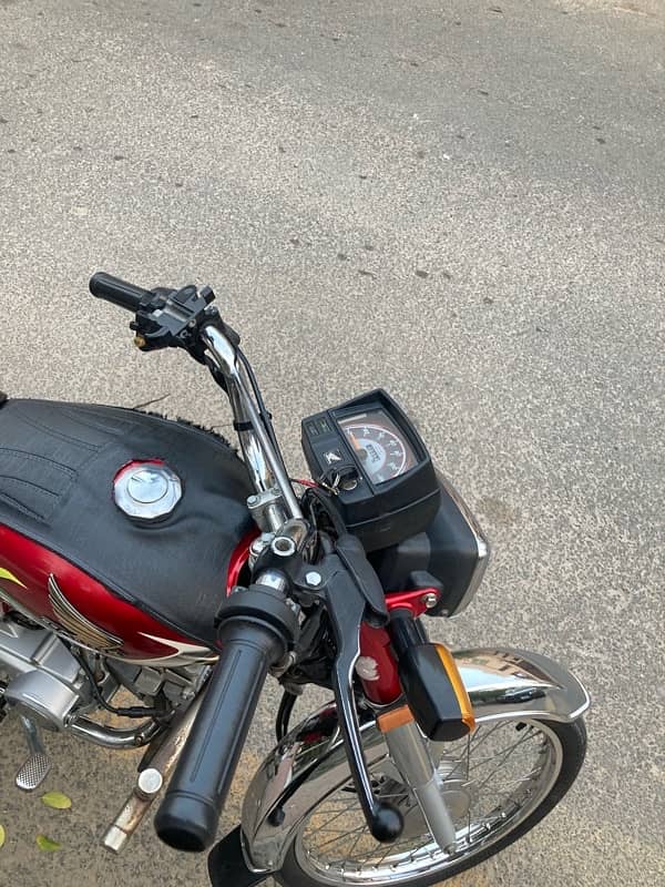 Honda cd 70 red color 6