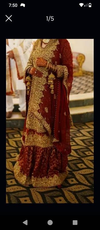 farshi  lehnga  mahroon color only one time used 4