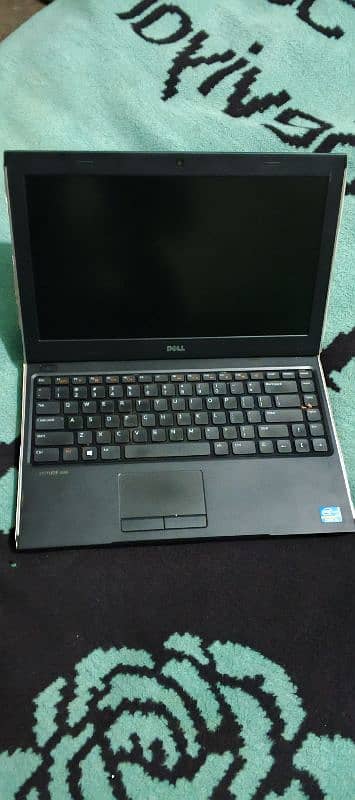 i5 3rd gen laptop available with 8gb ram &  256 ssd slim laptop 5