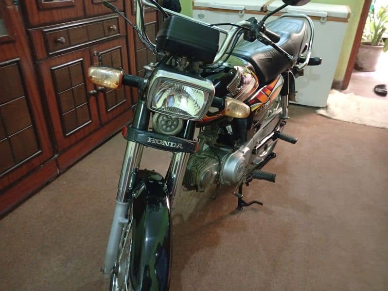 Honda Cd 70, Almost New Condition 1