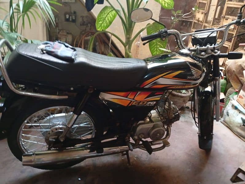 Honda Cd 70, Almost New Condition 3