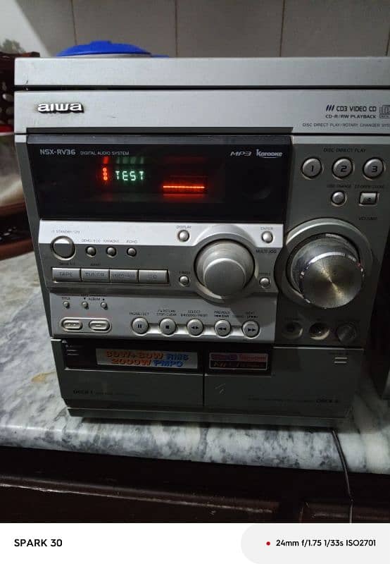 Aiwa japan ۔۔sound model nsx۔rv 36 model 1