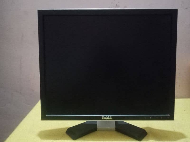 Monitor (DELL) 1