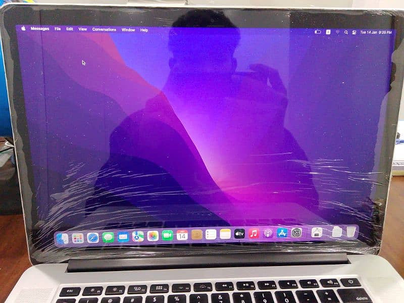 MacBook pro 0