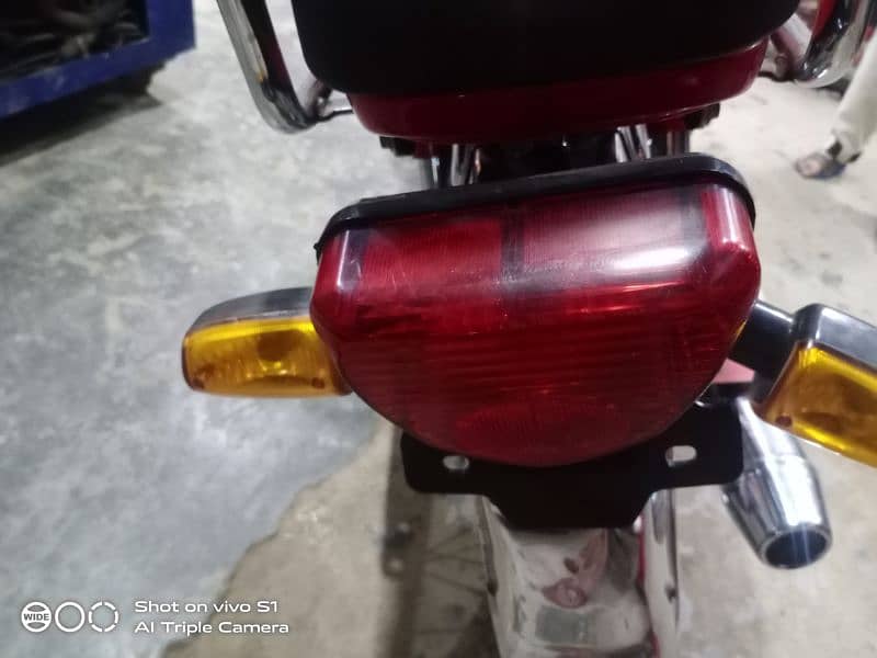 CD Honda 70 open lighter 5