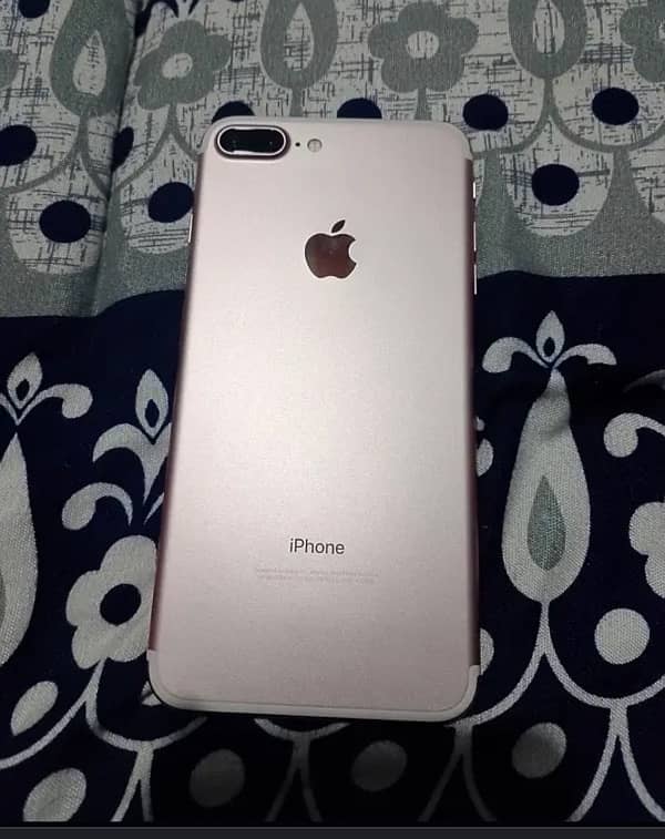 i phone 7 plus ( pta approved ) 0